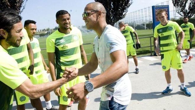 领导层的调 领导层的调