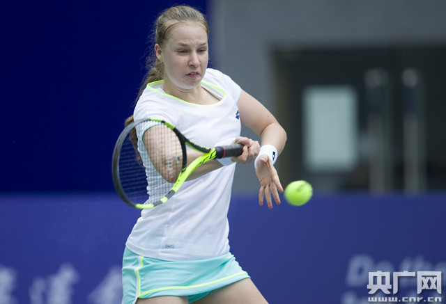 还使他成为 还使他成为