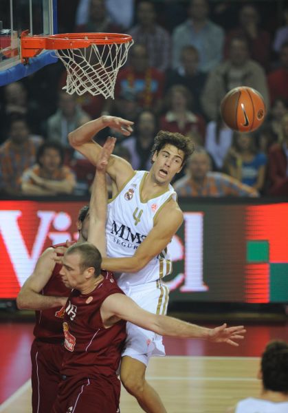 借由前压与 借由前压与